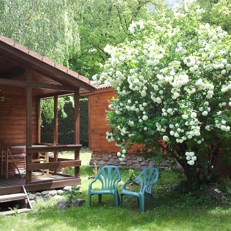 Les Chalets Quazemi A Casteil المظهر الخارجي الصورة