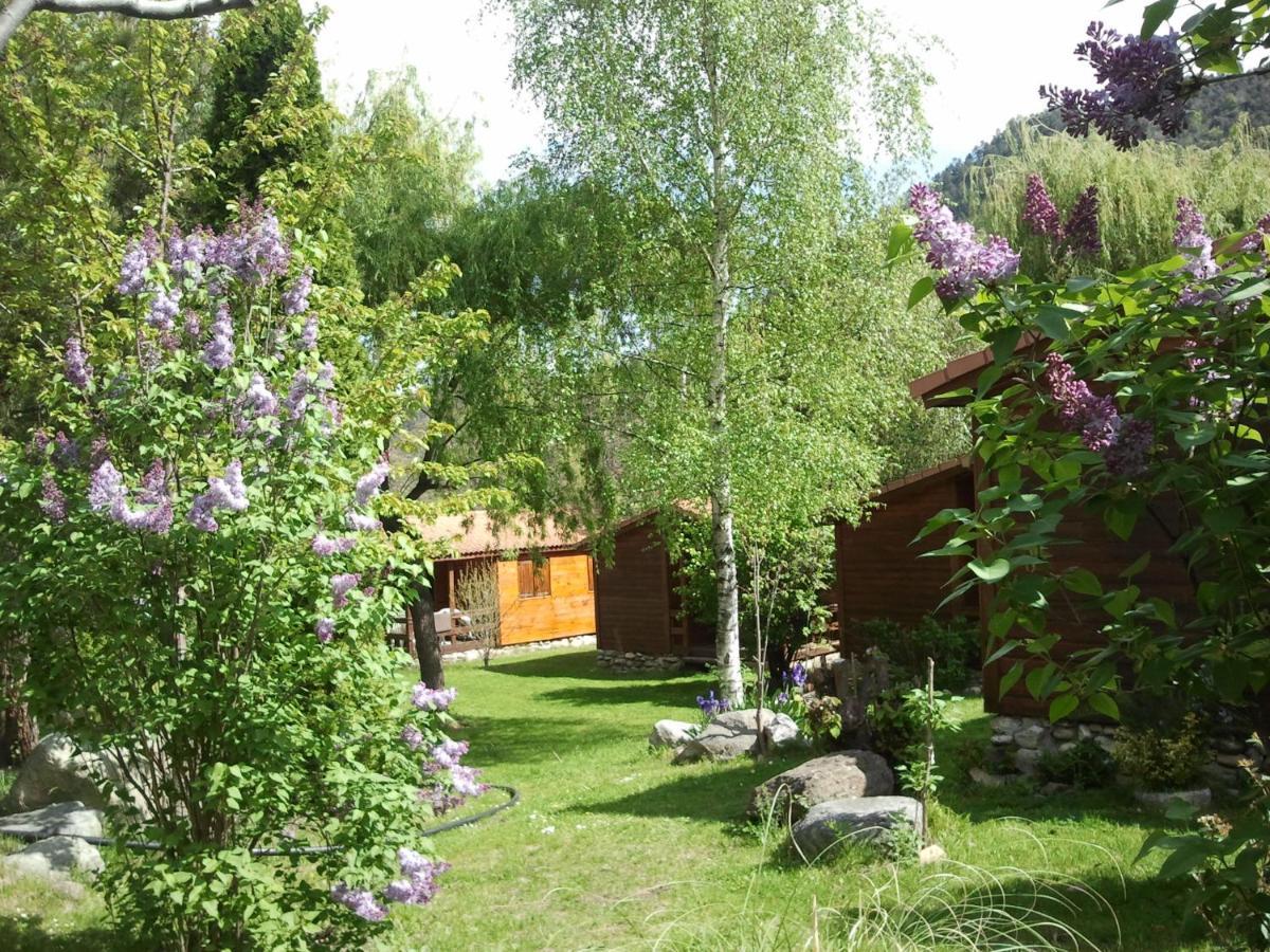 Les Chalets Quazemi A Casteil المظهر الخارجي الصورة