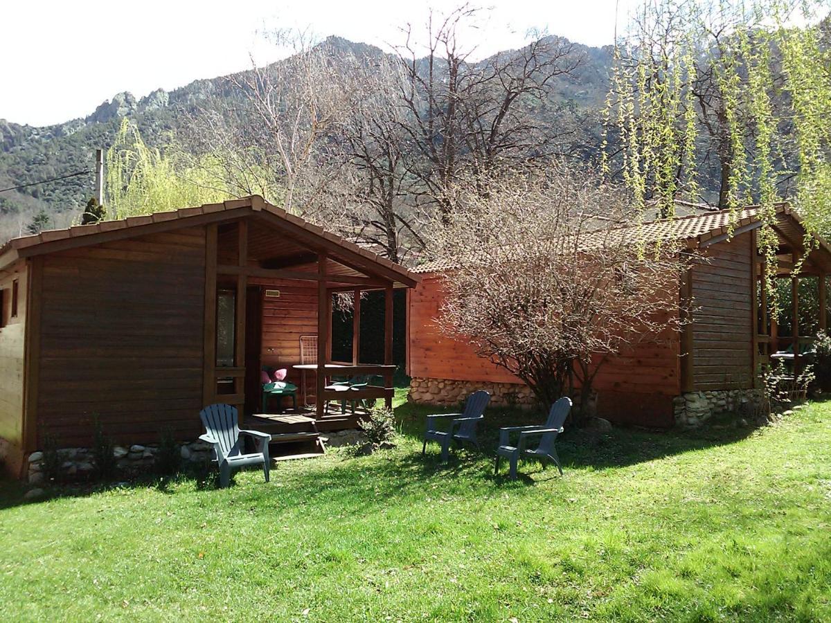 Les Chalets Quazemi A Casteil المظهر الخارجي الصورة